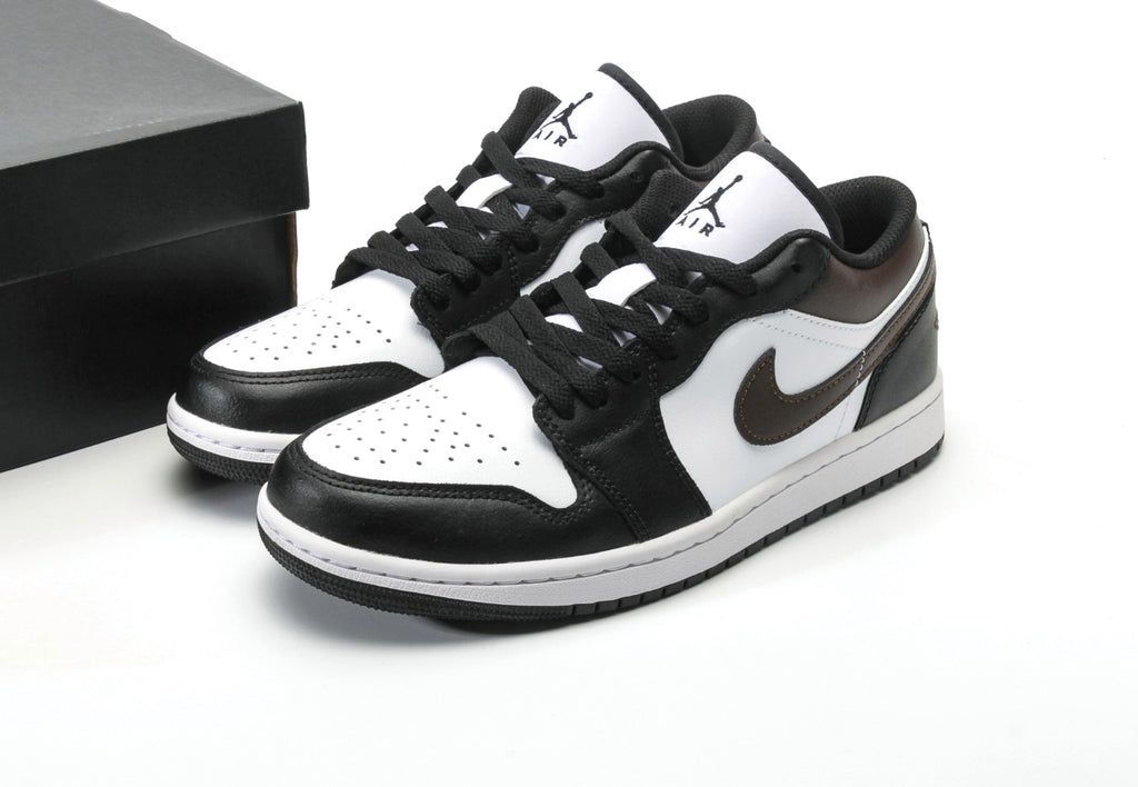 Air Jordan 1 Low Panda