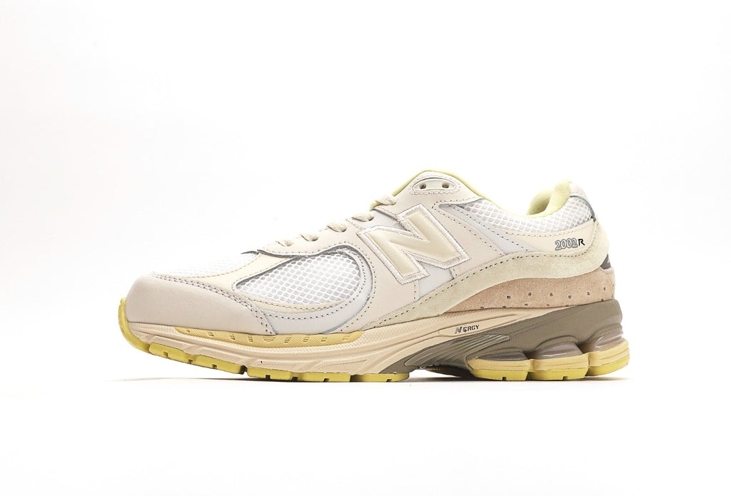 AURALEE x New Balance