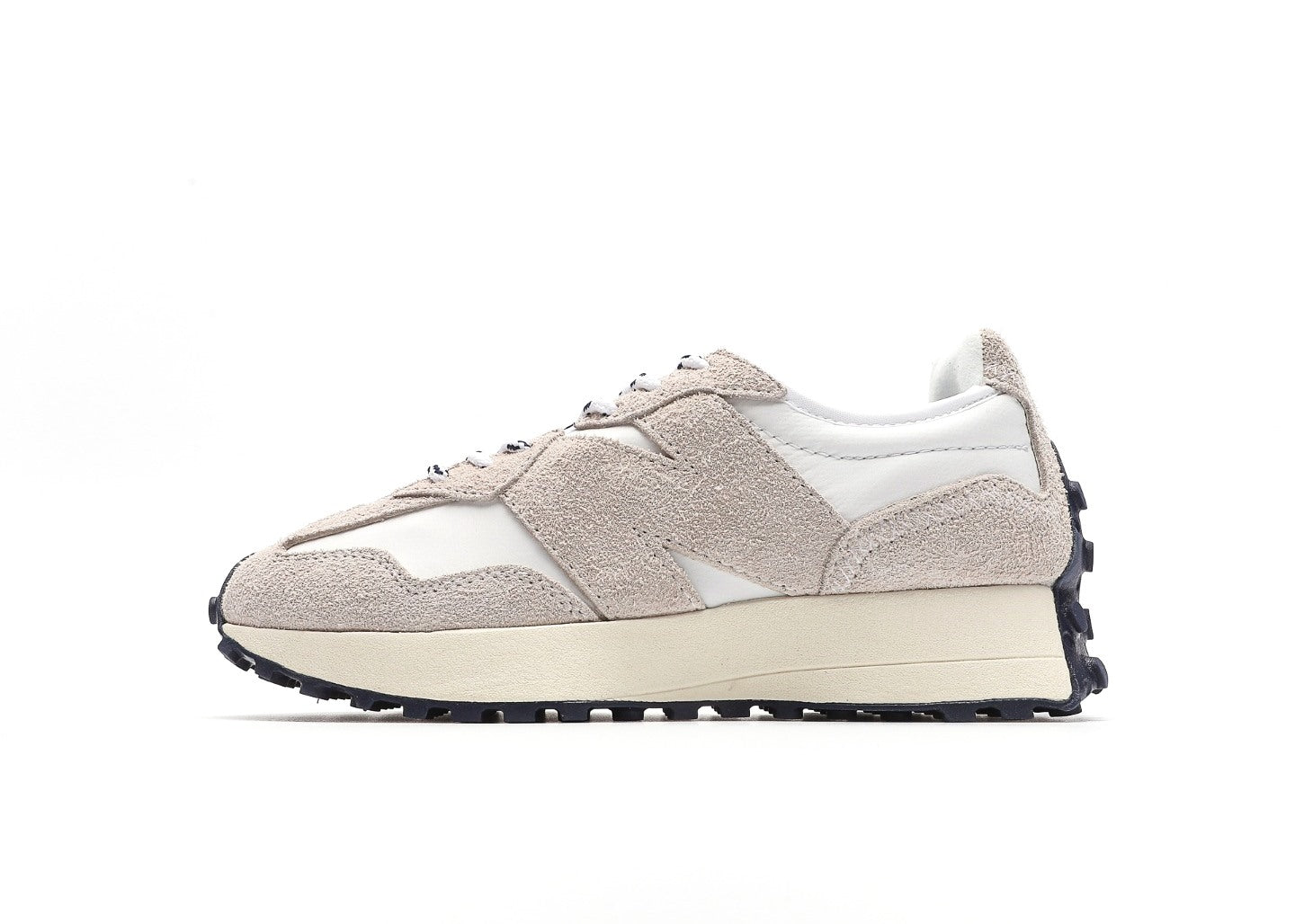 New Balance 327