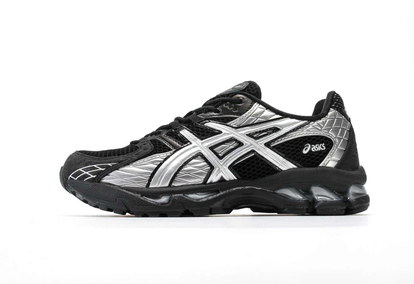 Gel Nimbus 10.1 "Black Pure Silver"