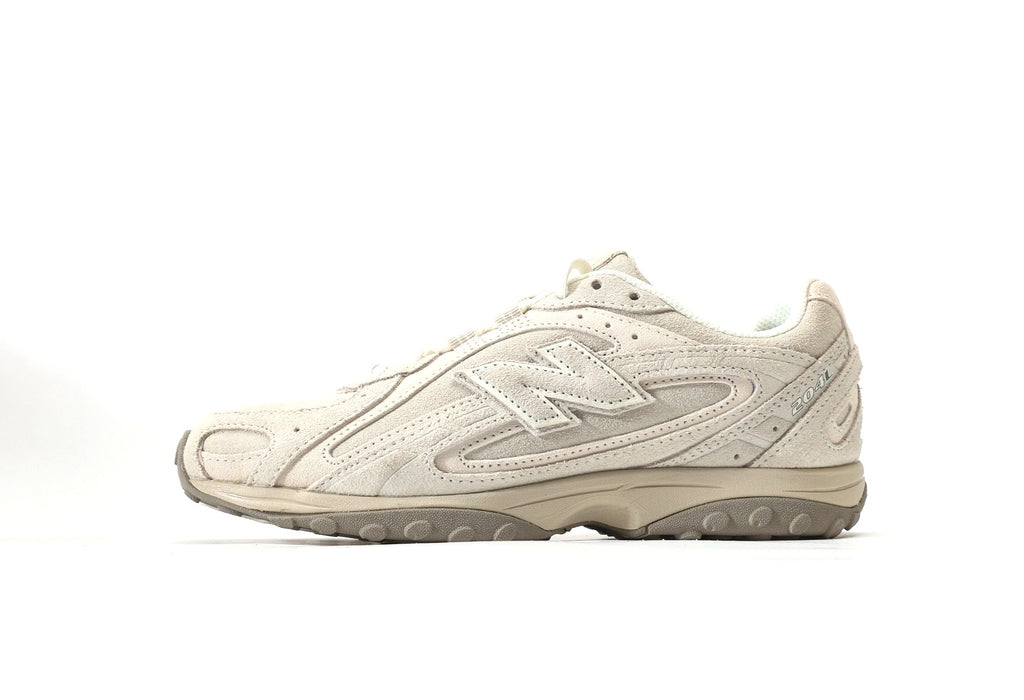 New Balance 204L Timberwolf Linen
