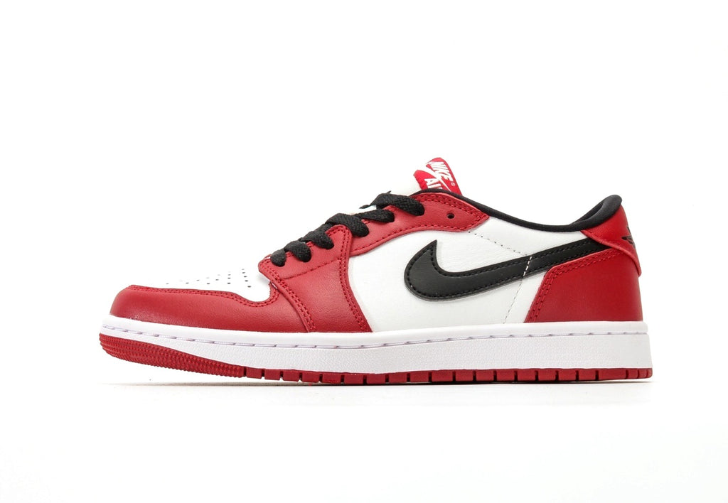 Air Jordan 1 Retro Low OG "Chicago"