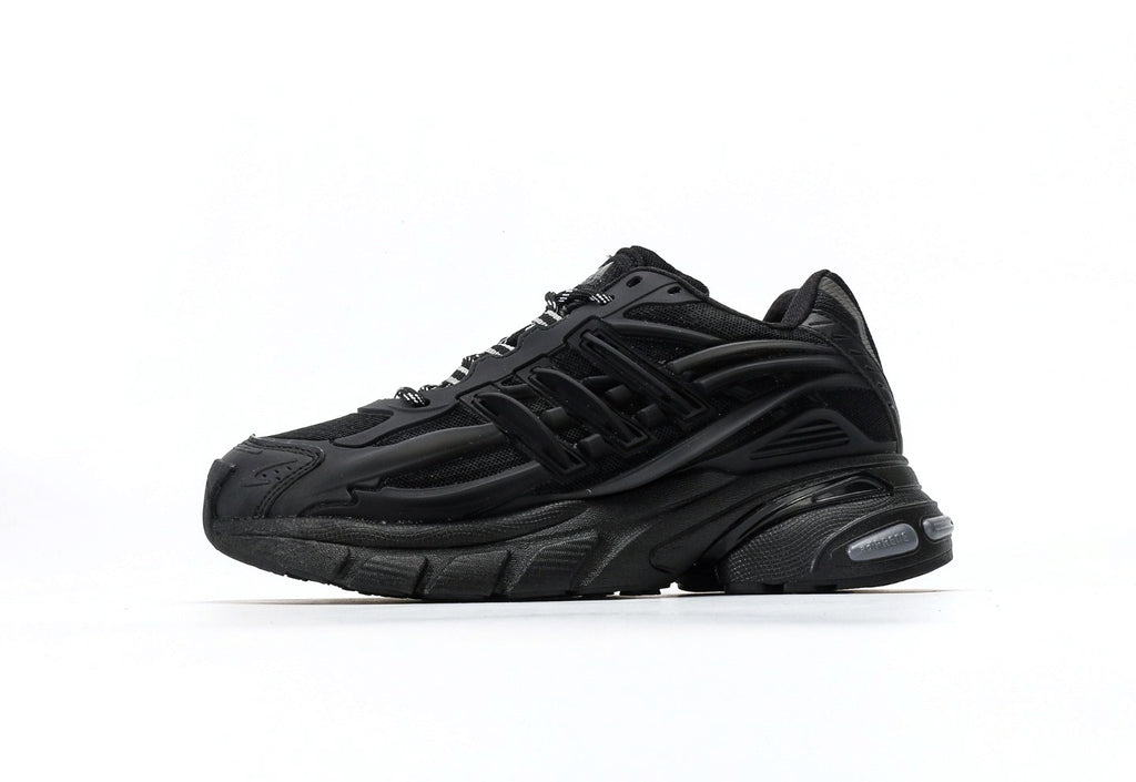 Pharrell Williams x adidas Adistar Jellyfish “Triple Black”