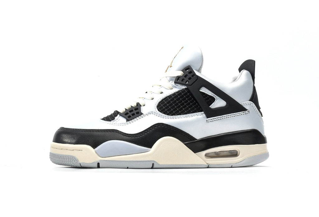 Air Jordan 4 GS "Pure Platinum"