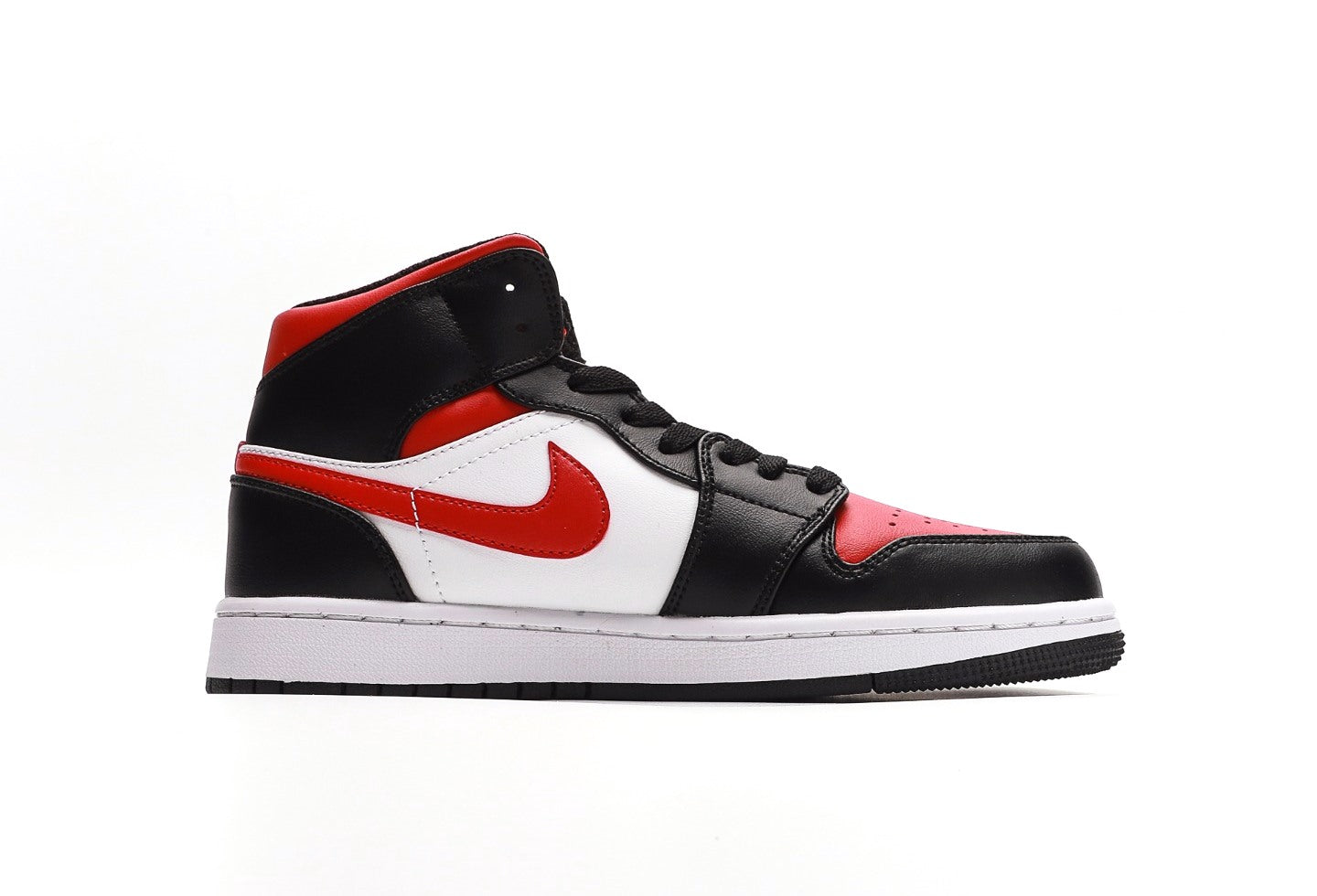 Air Jordan 1 Mid Bred Toe