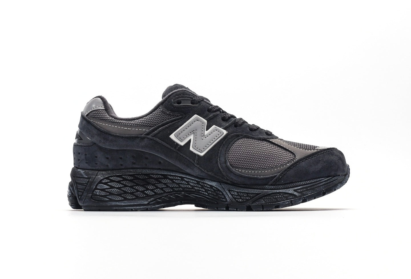 New Balance 2002R "Black/Grey"