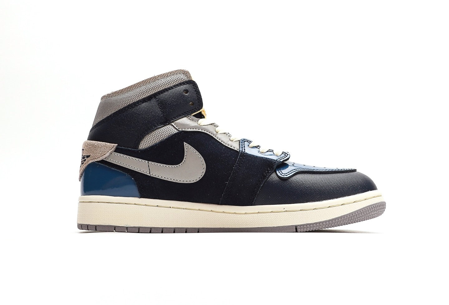 Air Jordan 1 Mid SE Craft Obsidian