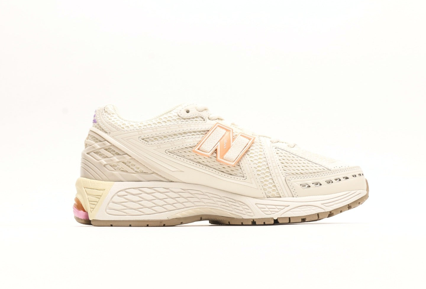 New Balance 1906R "Sea Salt/Angora/Pink Sugar"