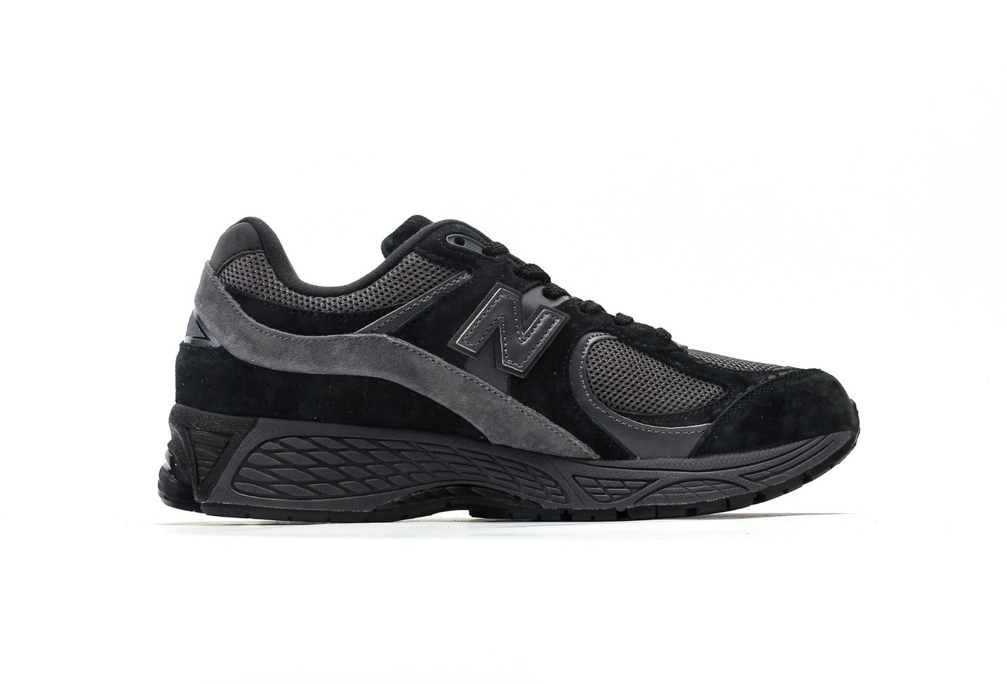 New Balance 2002R "Black Dark Grey"