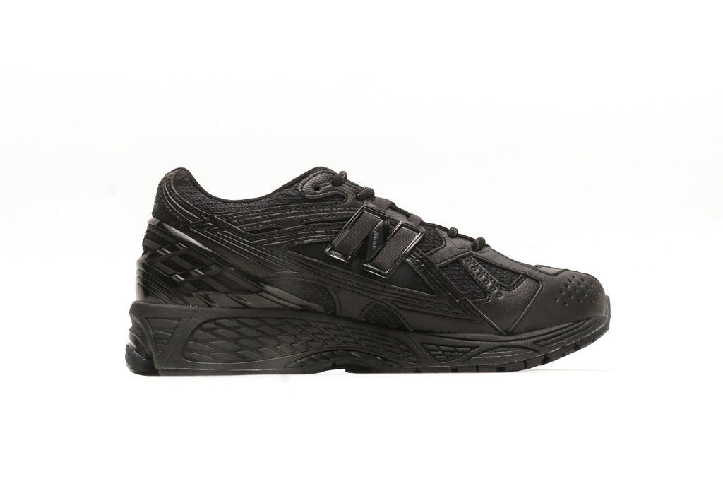New Balance 1906U "Triple Black"
