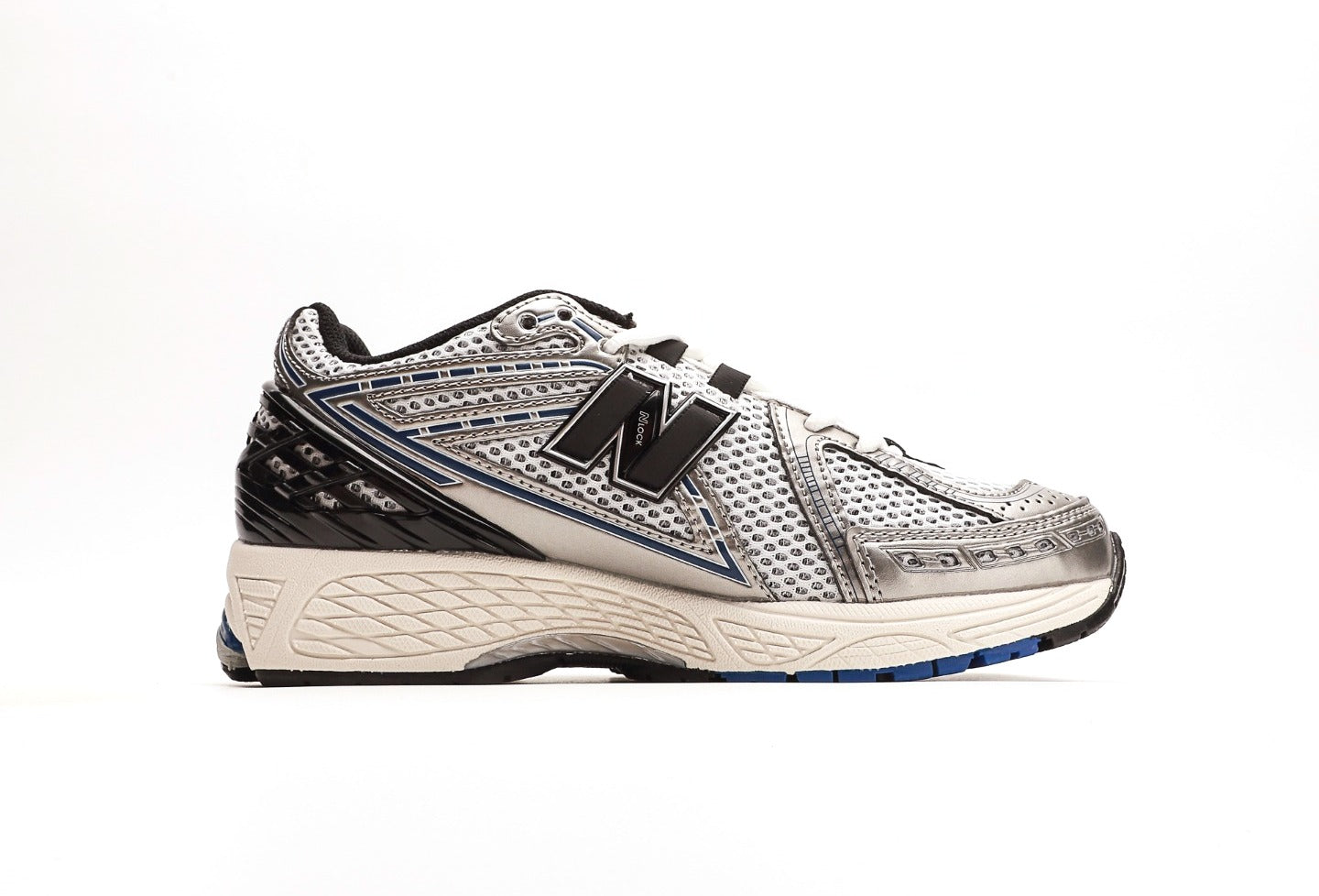 New Balance 1906R Silver Metallic