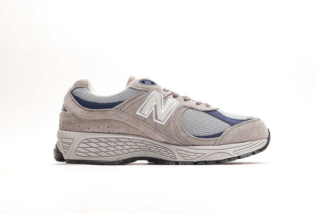 New Balance 2002R Gore-Tex "Light Grey"