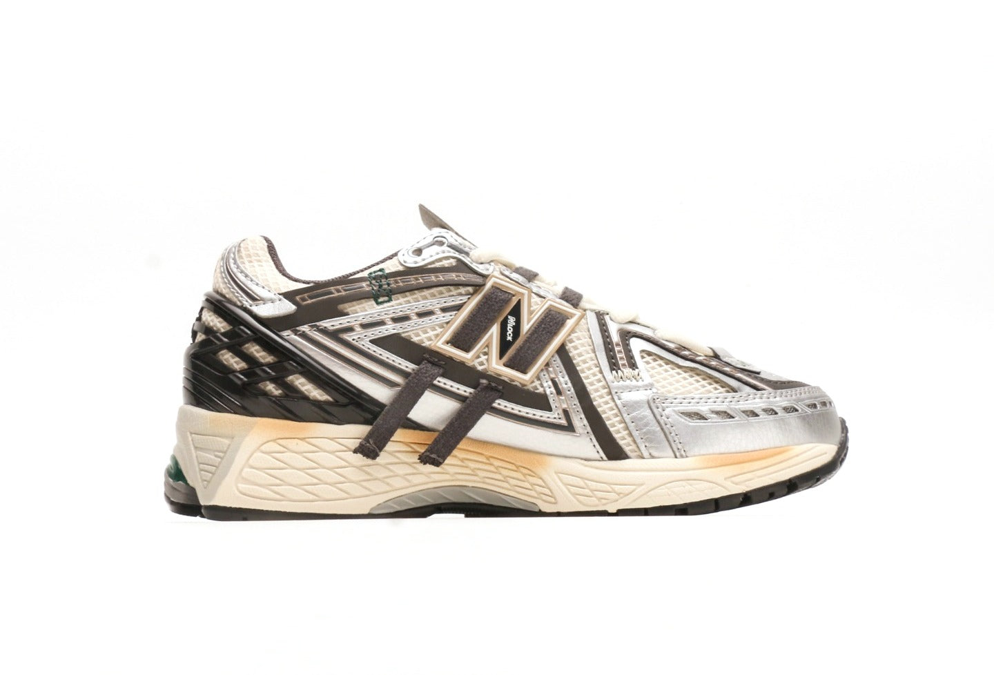 New Balance 1906A "Silver Gold Metallic"