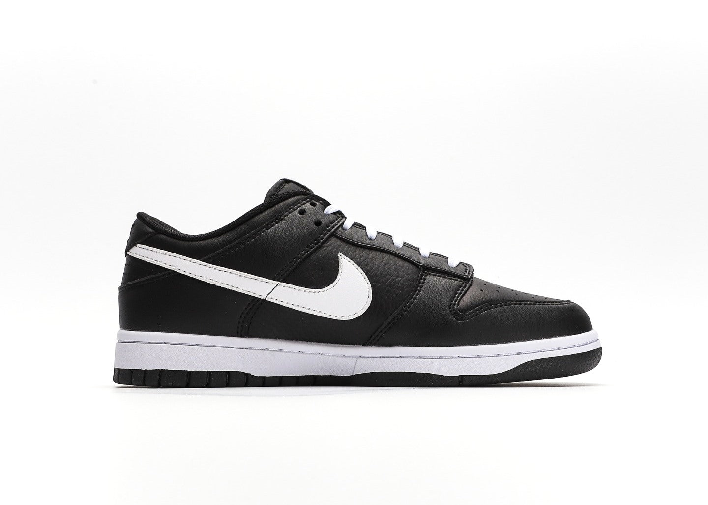 Dunk Low Black White