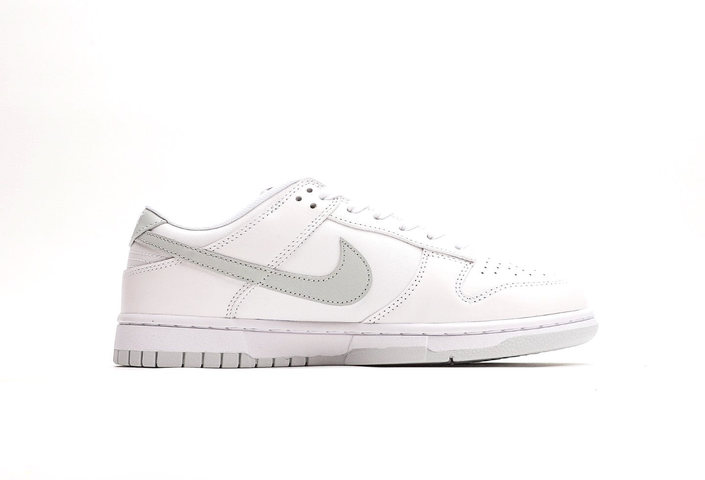Dunk Low “White/Pure Platinum” [PK GOD]