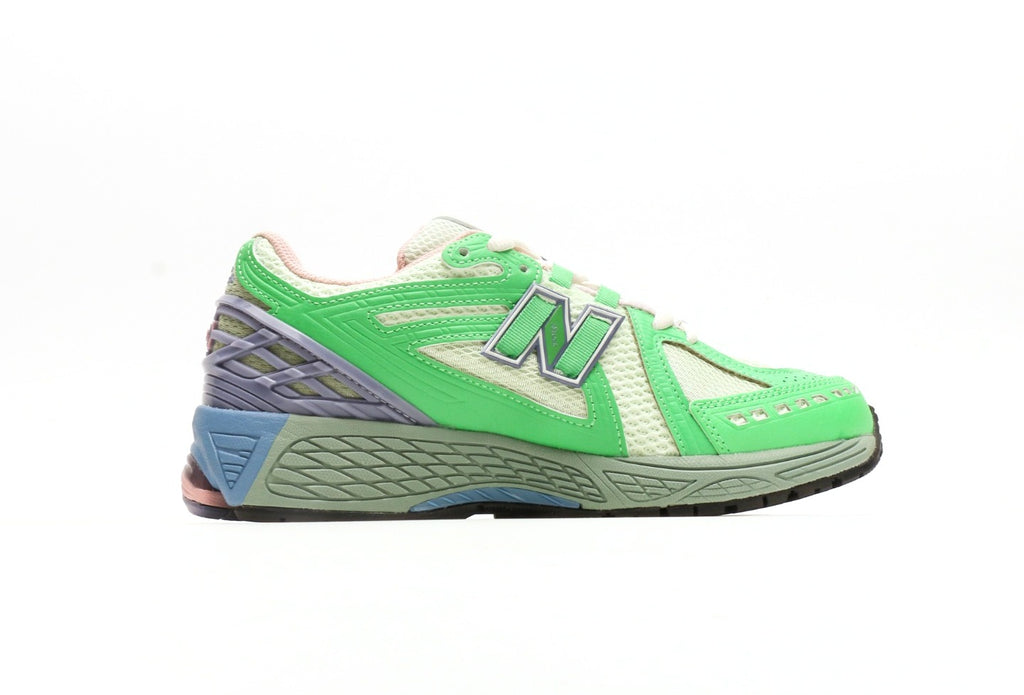 New Balance 1906R "Green Astral Purple"