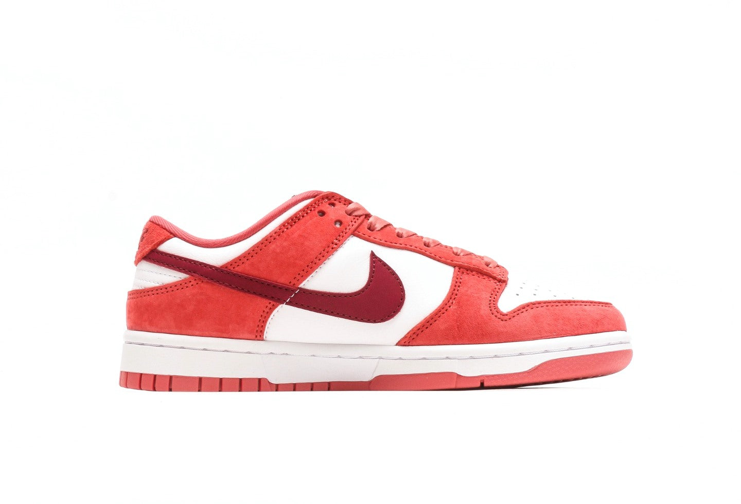 Dunk Low Valentine's Day