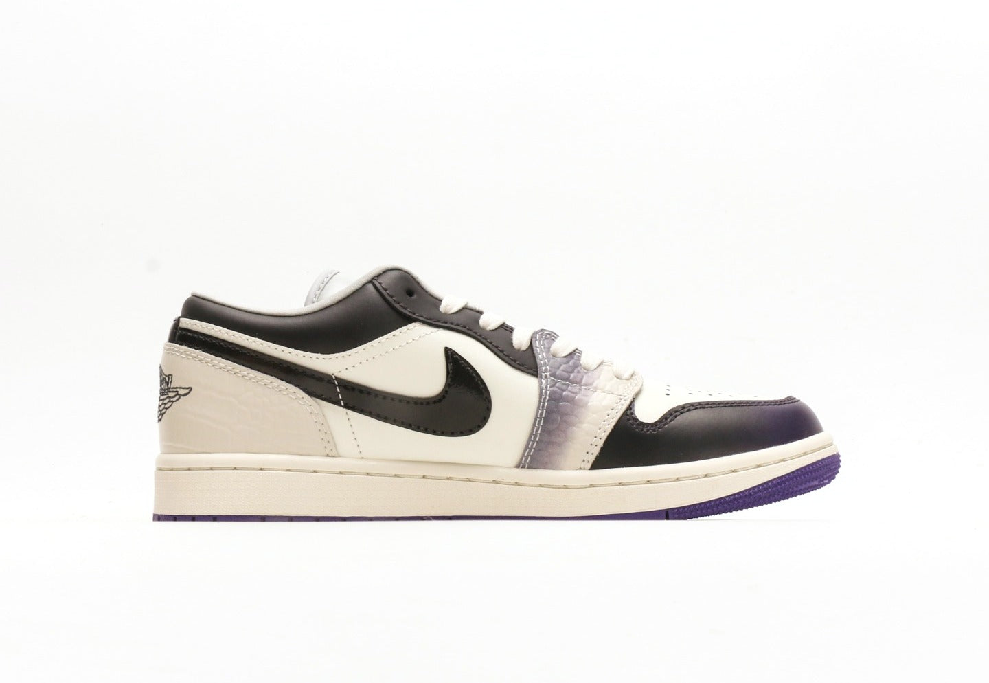 Air Jordan 1 Low SE "Punk Rock"
