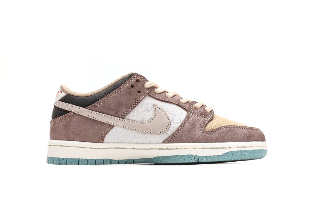 Dunk Low SB 'Big Money'