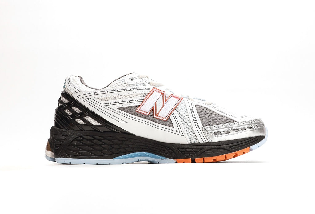 New Balance 1906R "White Black Copper"