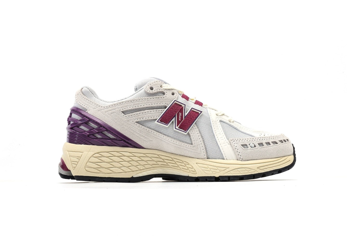 New Balance 1906R "Sea Salt Radiant Purple"