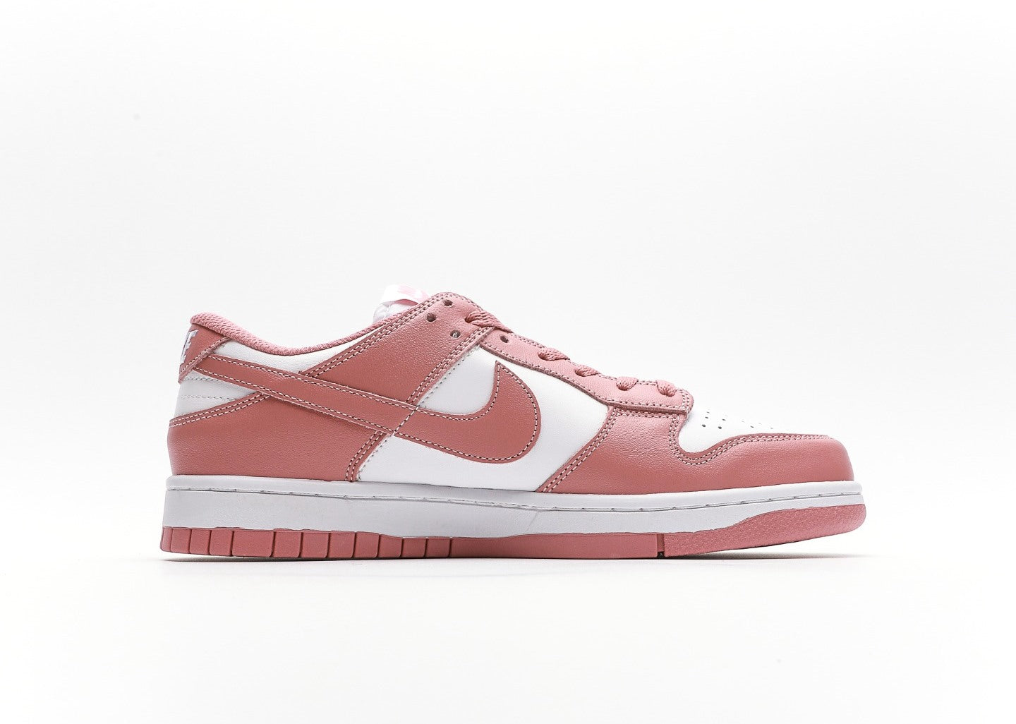 Dunk Low Rose Whispe
