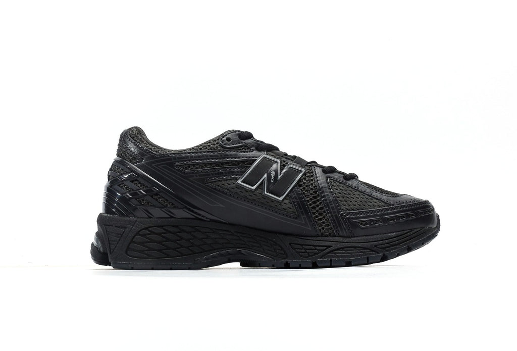New Balance 1906R "Black Metallic"