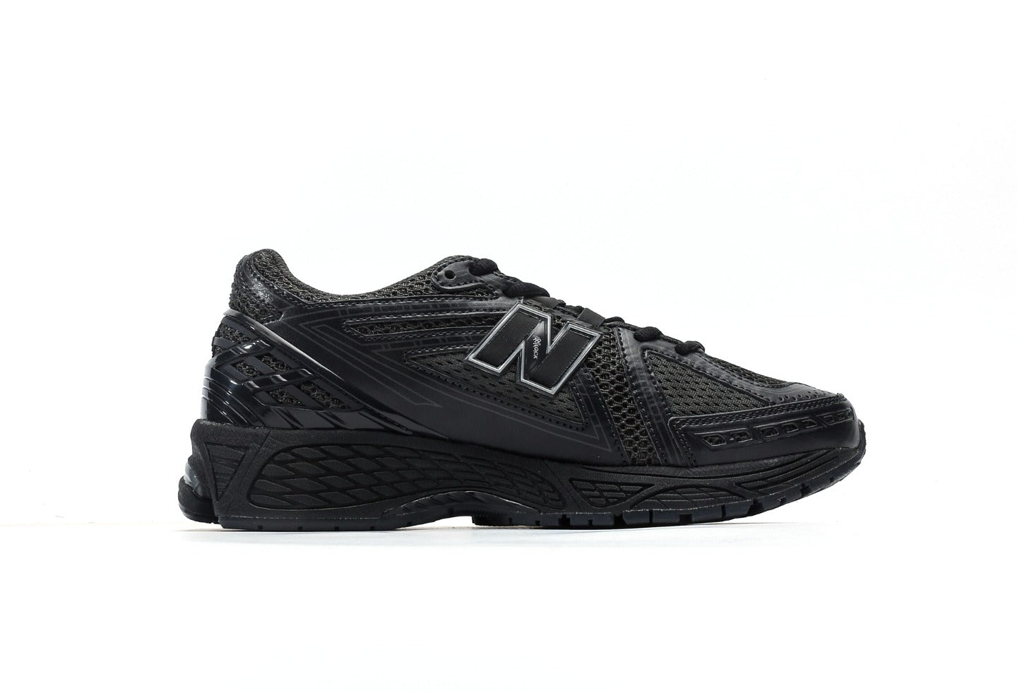 New Balance 1906R "Black Metallic"