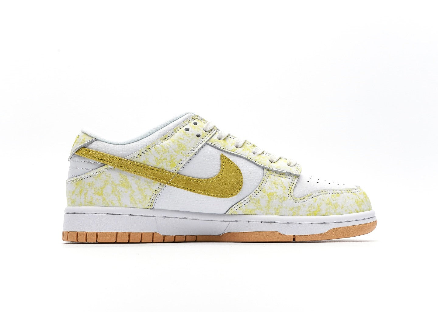 Nike Dunk Low “Yellow Strike” [PK GOD]