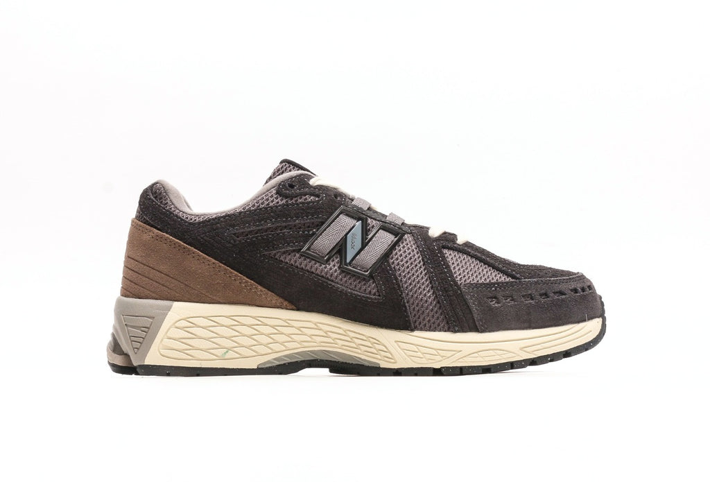 New Balance 1906R "Phantom Dark Mushroom"