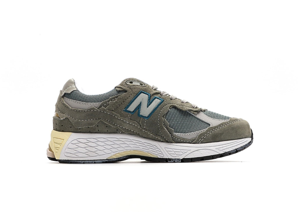 New Balance 2002R Protection Pack Mirage Grey