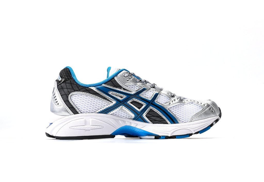 Gel-Nimbus 10.1 "White & Directoire Blue"