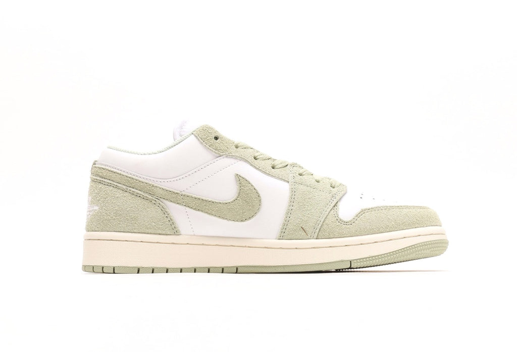 Air Jordan 1 Low SE 'Seafoam'