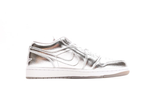 Air Jordan 1 Low SE Metallic Silver