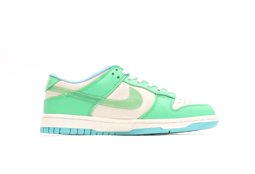 Dunk Low Green Shock