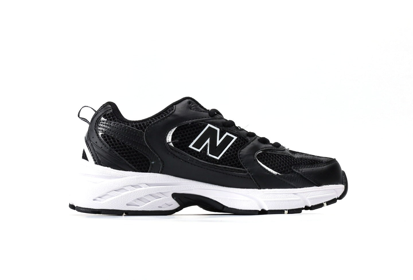 New Balance 530v2 Retro "Black White"