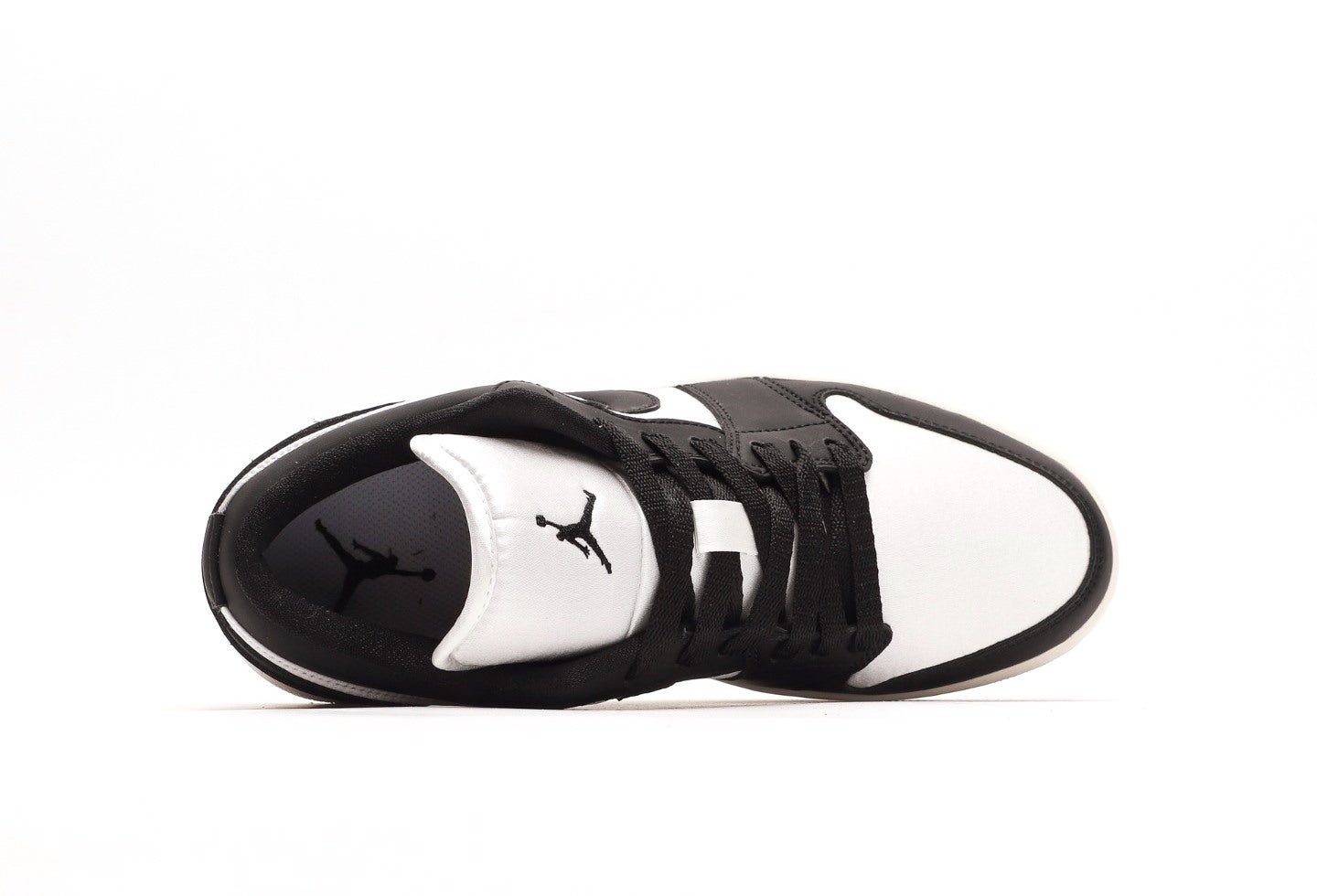 Air Jordan Air 1 Low SE 'Vintage Panda'