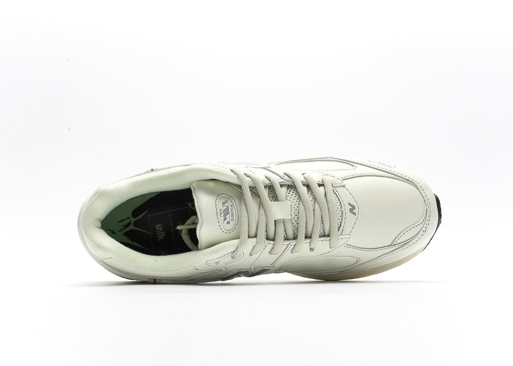 New Balance RANDOMEVENT x UNIK x 2002R [PREMIUM]