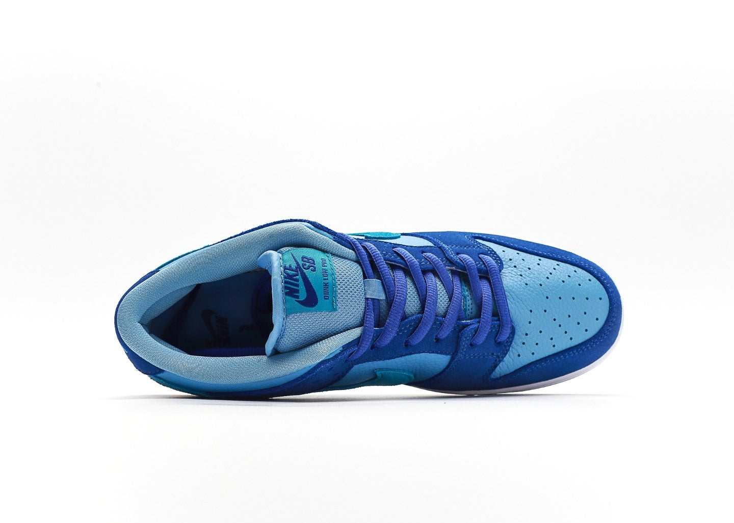 SB Dunk Low "Blue Raspberry" [PK GOD]