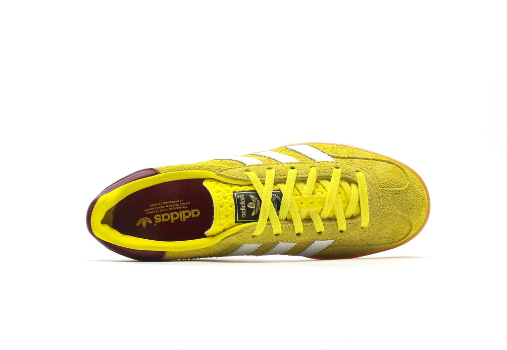 Gazelle Indoor Yellow White