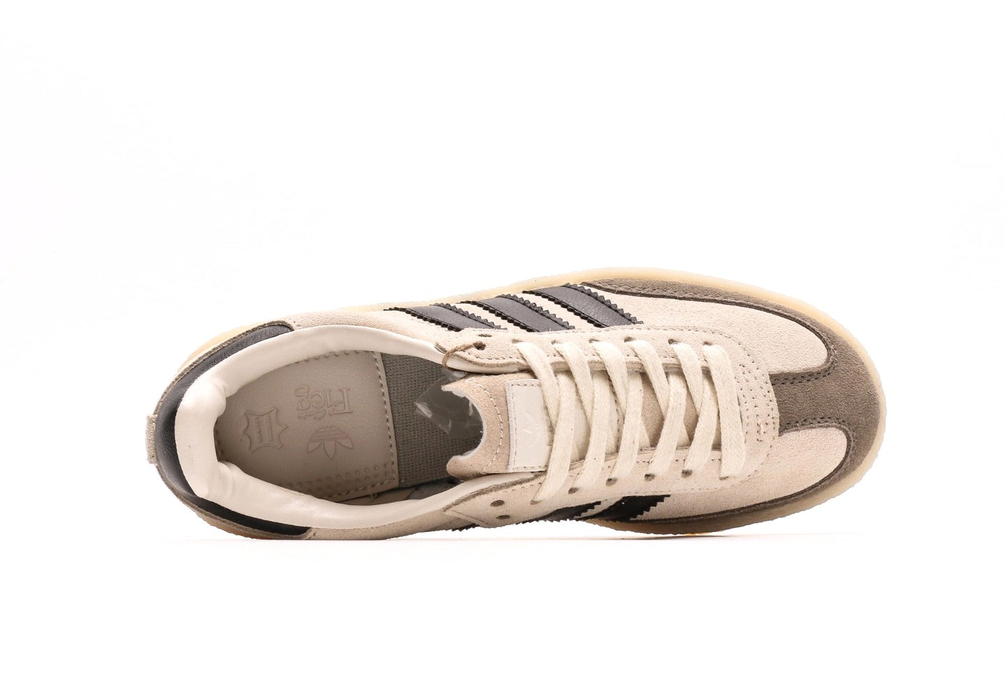 Ronnie Fieg x Clarks x 8th Street Samba "Kithmas - White Black"