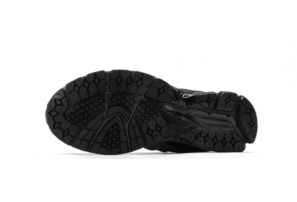 New Balance 2002R "Black Dark Grey"