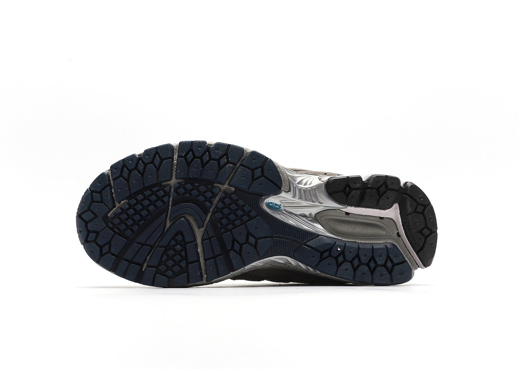 New Balance 2002R Castlerock