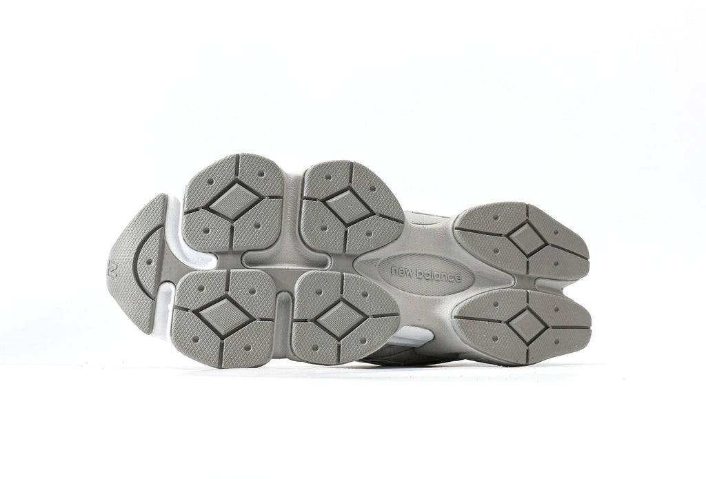 New Balance 9060 Silver Metallic Grey