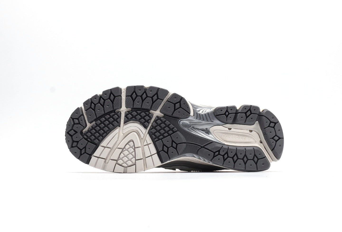 New Balance 1906R White Grey Silver