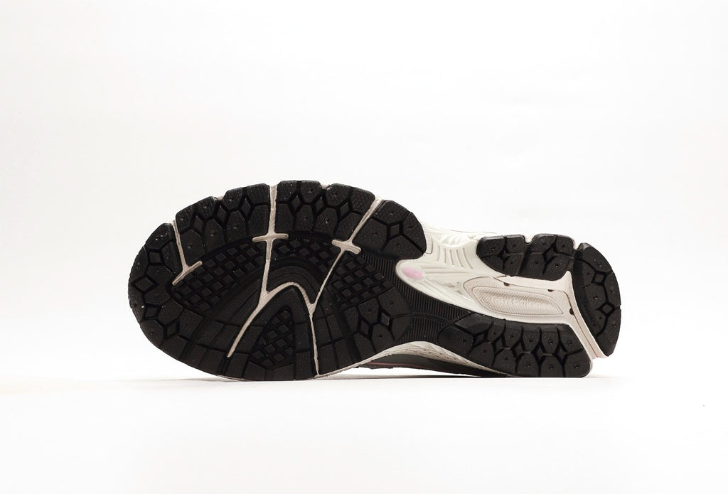 New Balance 1906R Grey Pink