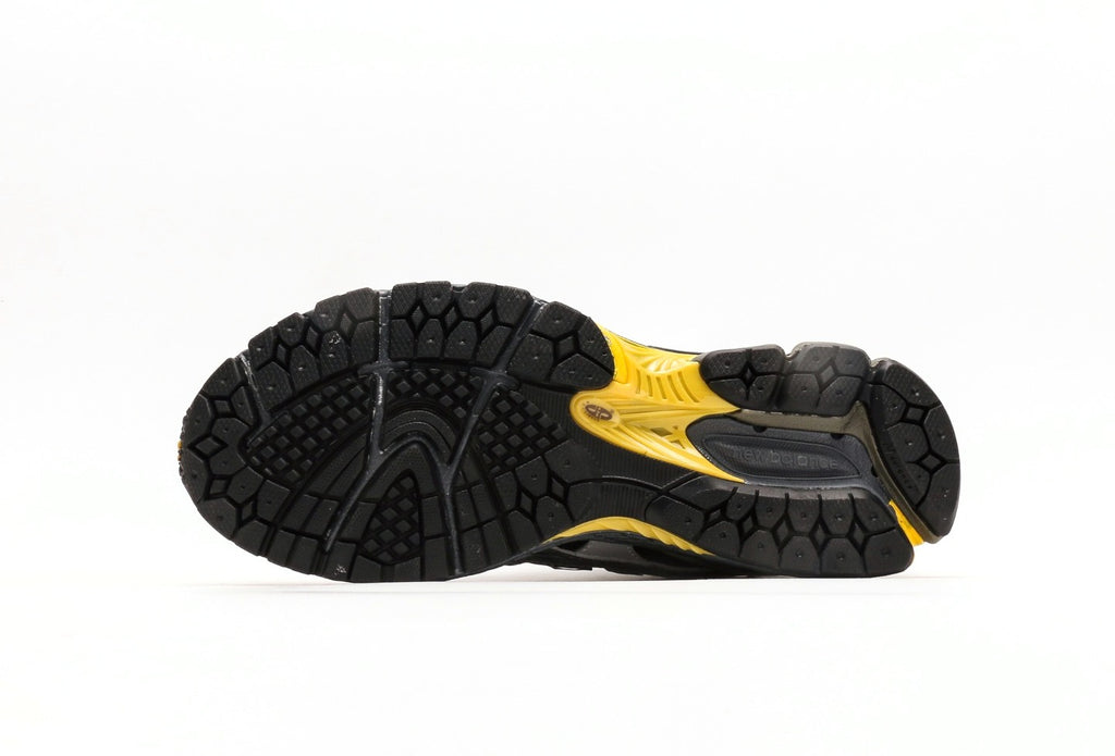 New Balance 1906U Castlerock Ginger Lemon