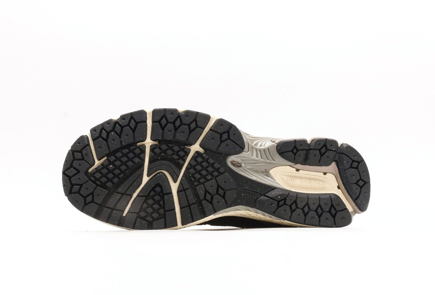 New Balance 1906R "Phantom Dark Mushroom"
