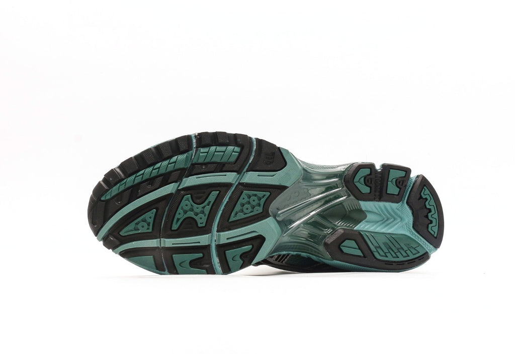 UNAFFECTED x GEL-KAYANO 14