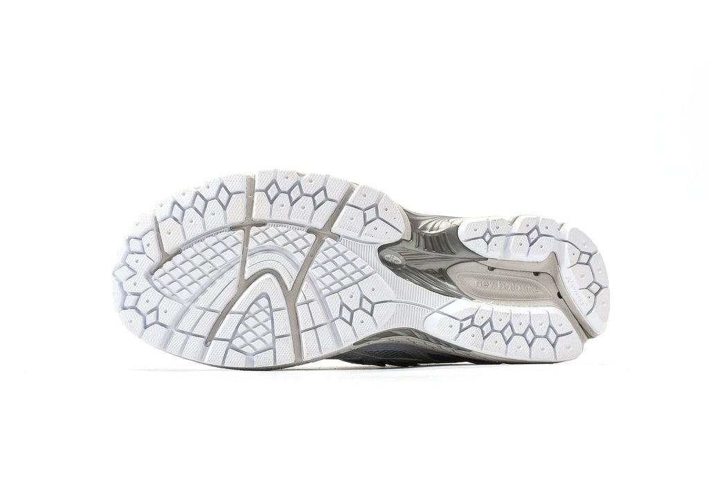 New Balance 1906W Silver Metallic